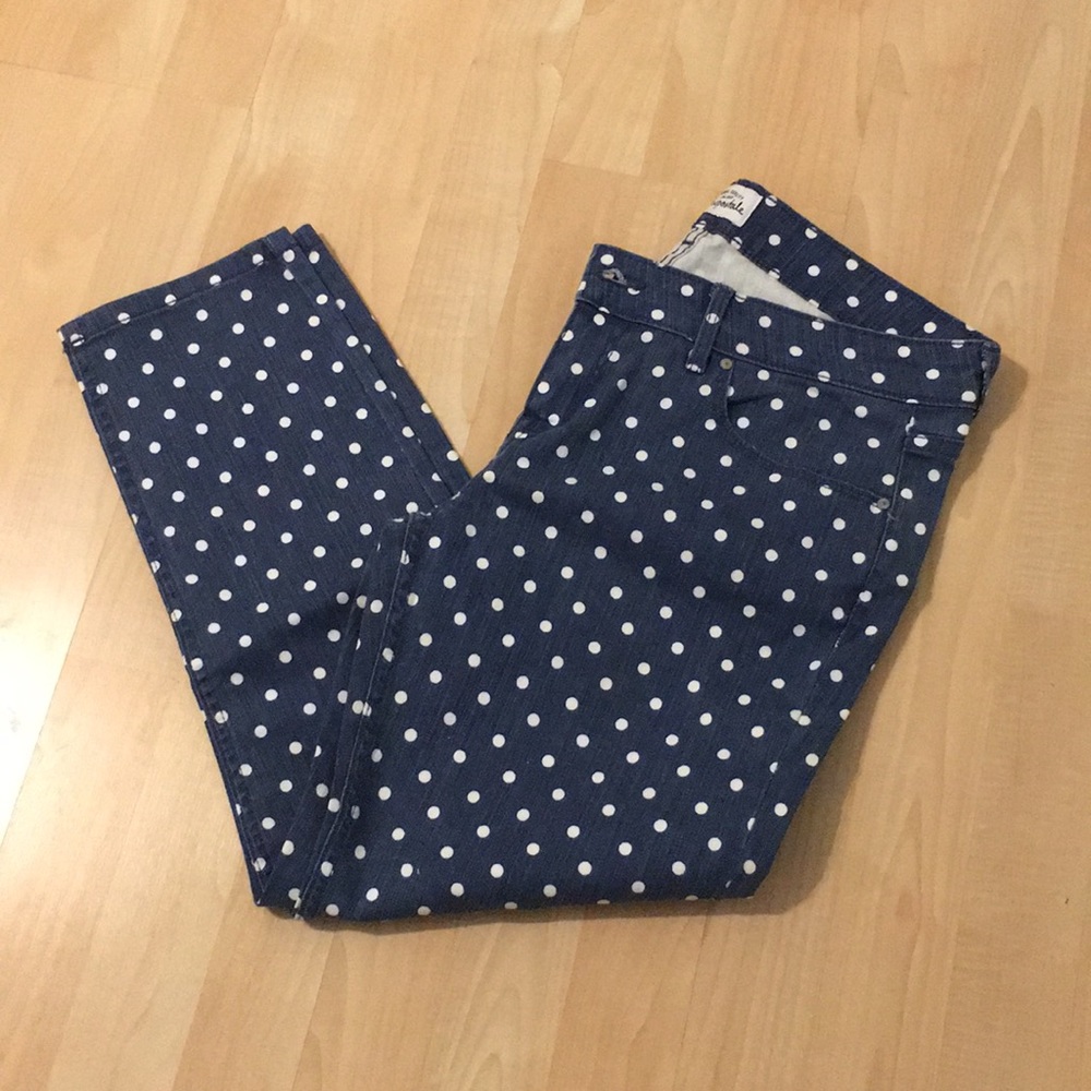 NWOT Beautiful Aeropostale Lola Cropped Jegging